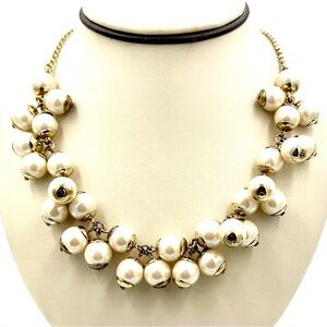 J. Crew Carl Cluster Pearl Gold Tone Necklace Vintage